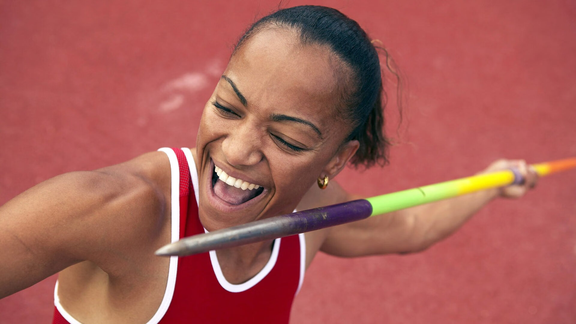 田径赛季选手状态调整见成效,田径运动员赛前调整